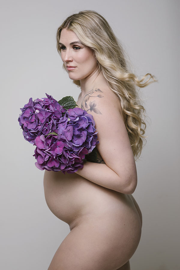 Zwangerschapsshoot Himawari Fotostudio Fotografie: Esther de Cuijper Fotografie Visagie: Farisha Santoe